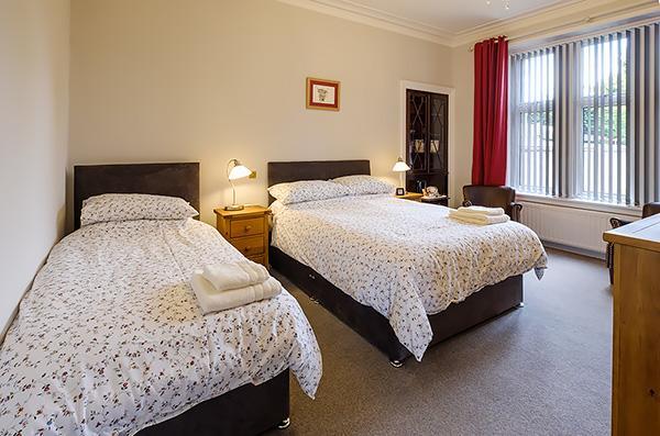 Eastdene Guest House อินเวอร์เนส ภายนอก รูปภาพ